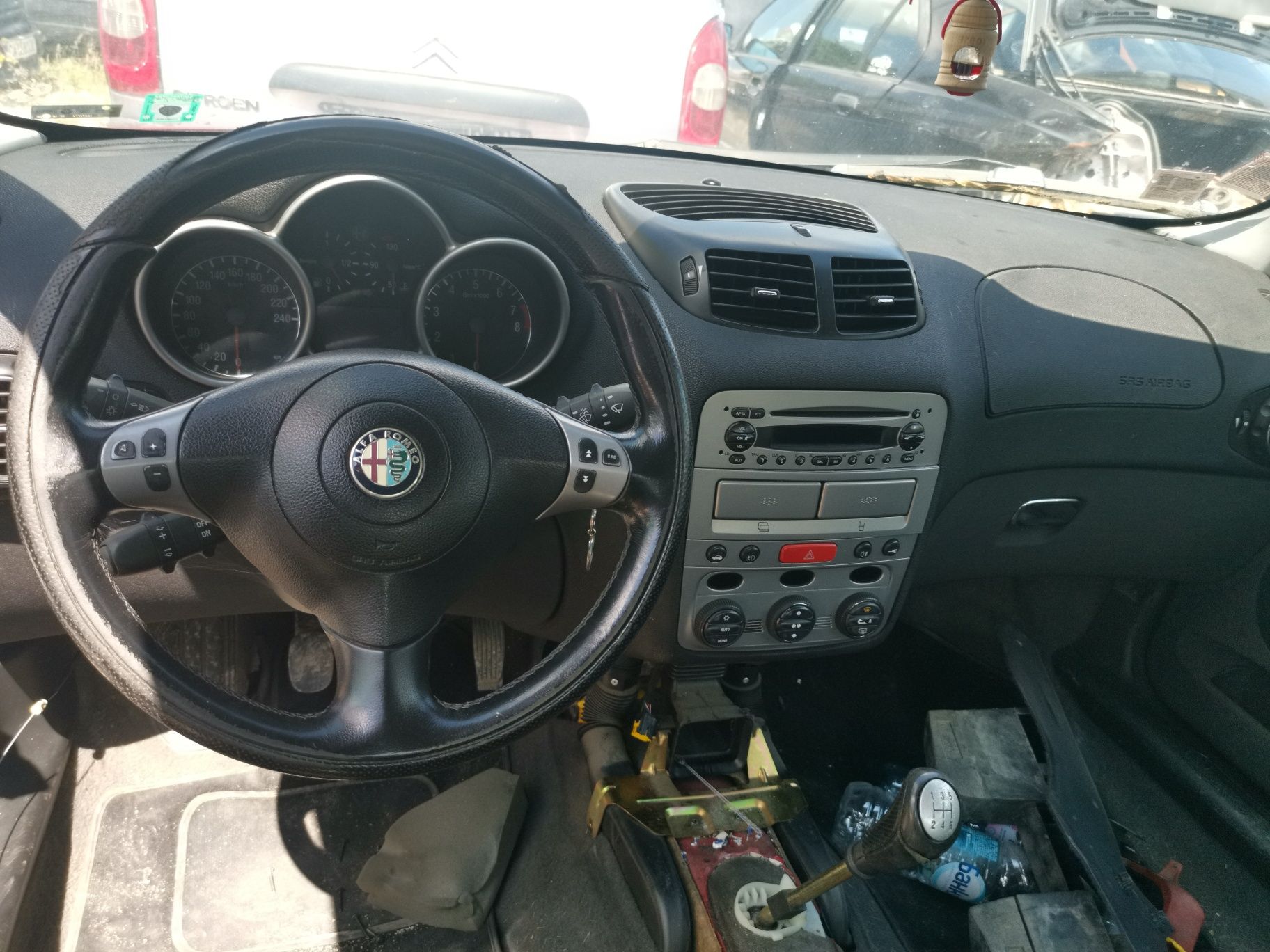 Alfa Romeo 147 1.6 На Части!!!