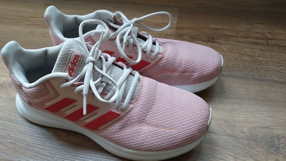 Маратонки Адидас