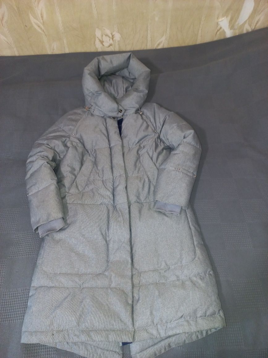 Продам куртку зимнюю срочно!!!