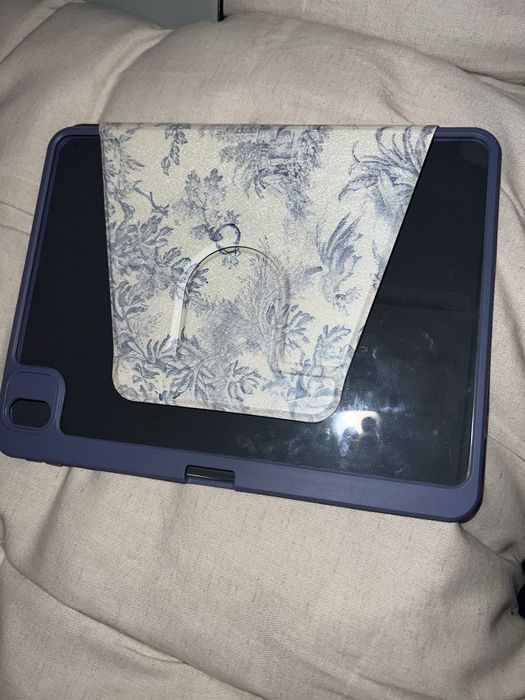 Kaluf ipad 11 incha 2025 M3 Dior
