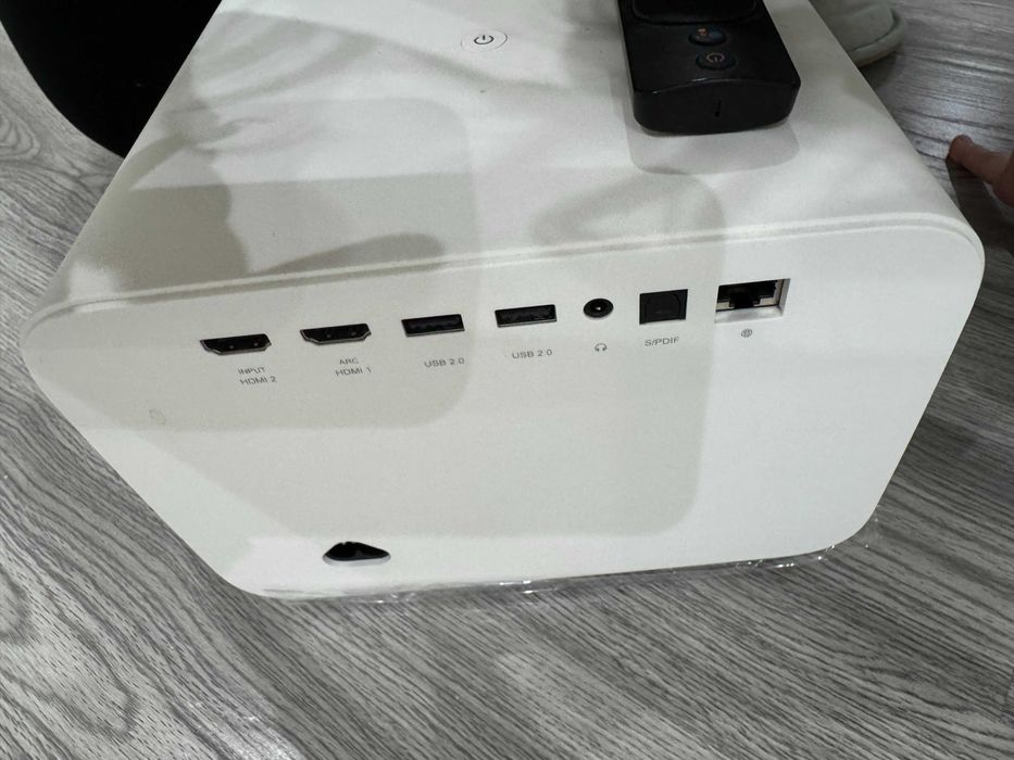 Mi Smart Projector 2 Pro