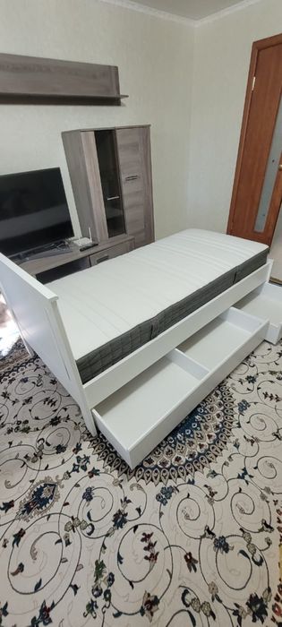 Продается кровать Икея