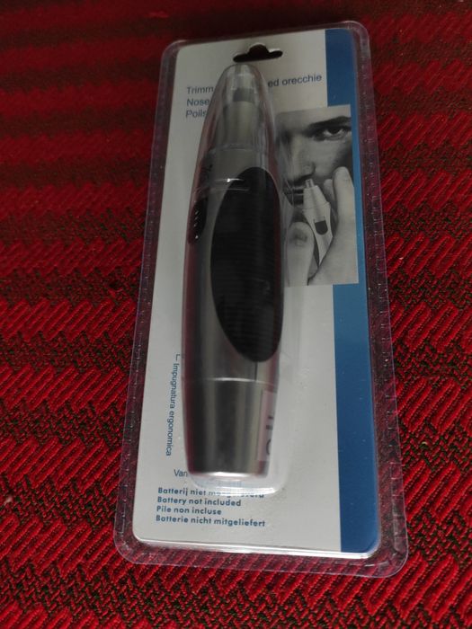 Trimmer pentru nas/urechi, nou in cutie