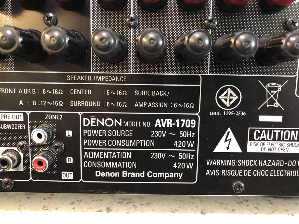 Denon AVR-1709 resiver