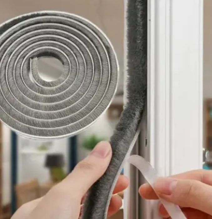 Banda de etansare autoadeziva