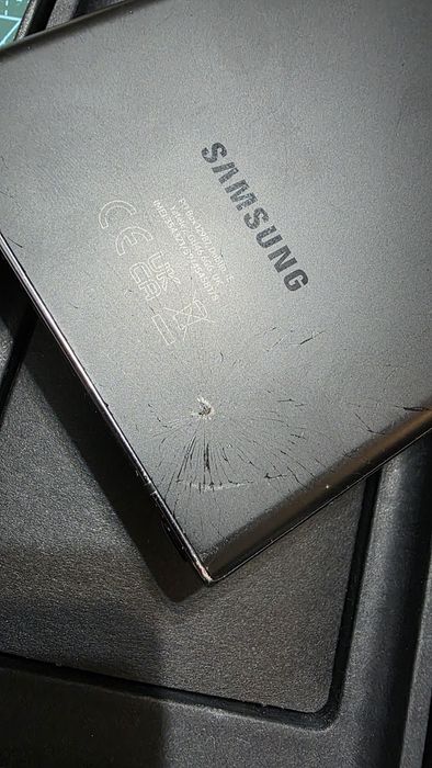 Samsung S22 Ultra, 12GB, 256GB ROM, fabricat in Coreea