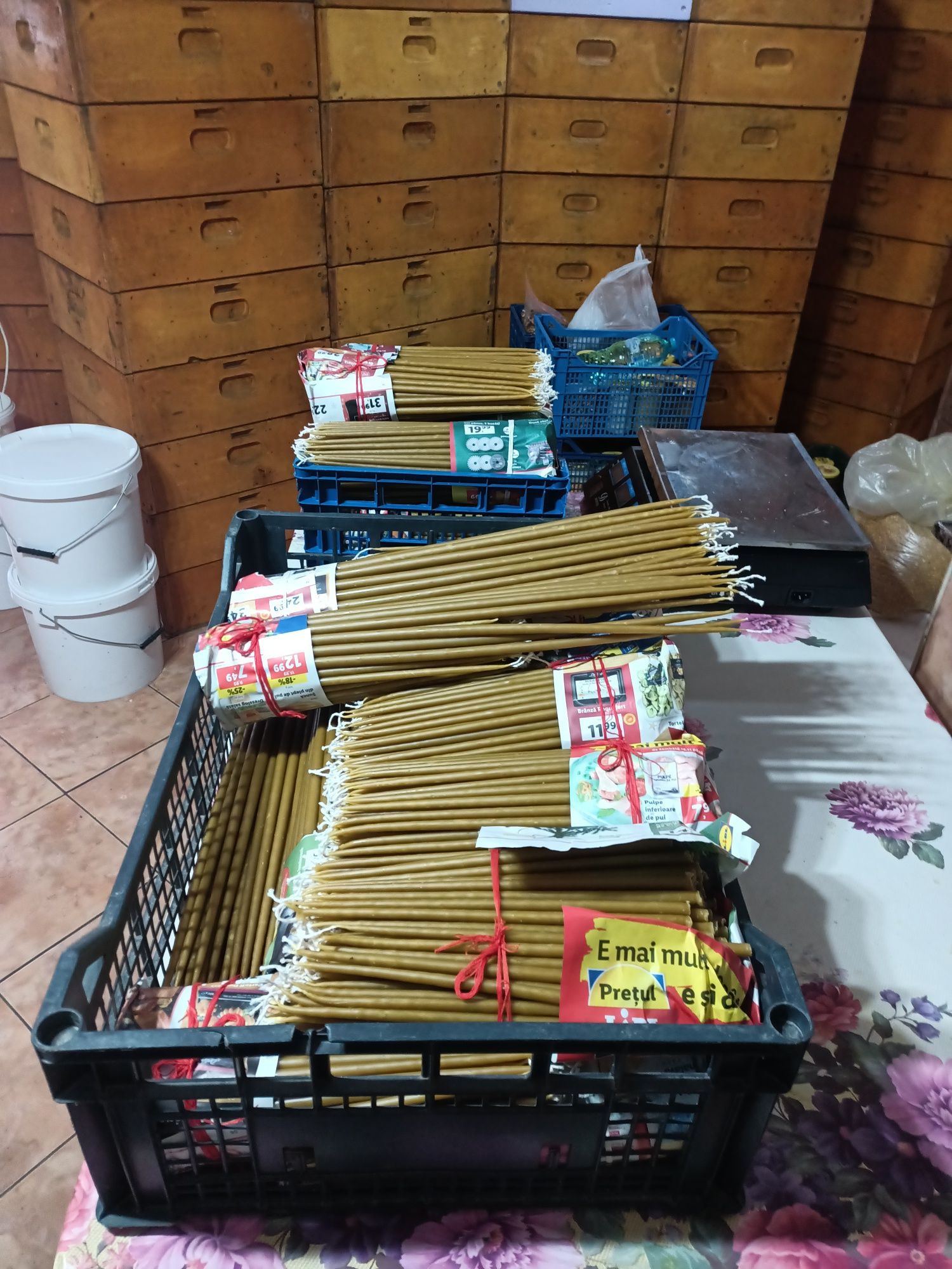 Vând  lumânări   din ceară naturală