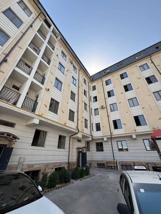 3х комнатная квартира 84кв/м в состоянии коробки, Вокзал