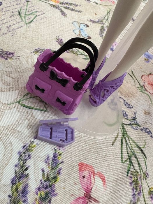 păpușă monster high catrine demew