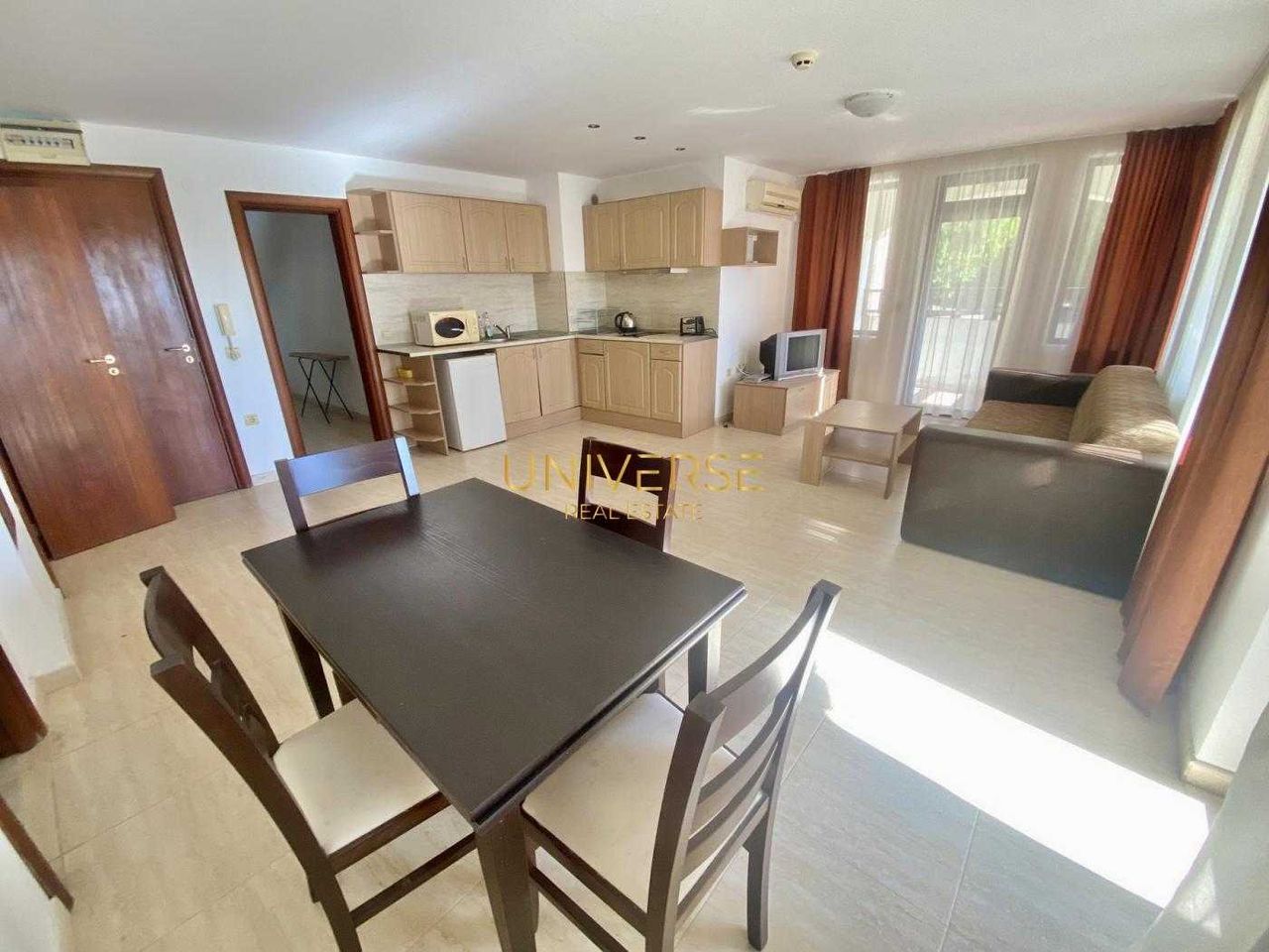 Продава се Двустаен апартамент в Свети Влас - 80 кв.м за 1250 €/кв.м - Снимка #3