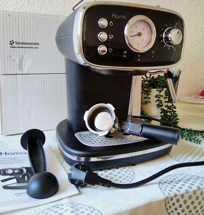 Еспресо машина HOMA HCM-7517, 20 бара, Крема диск, Черна