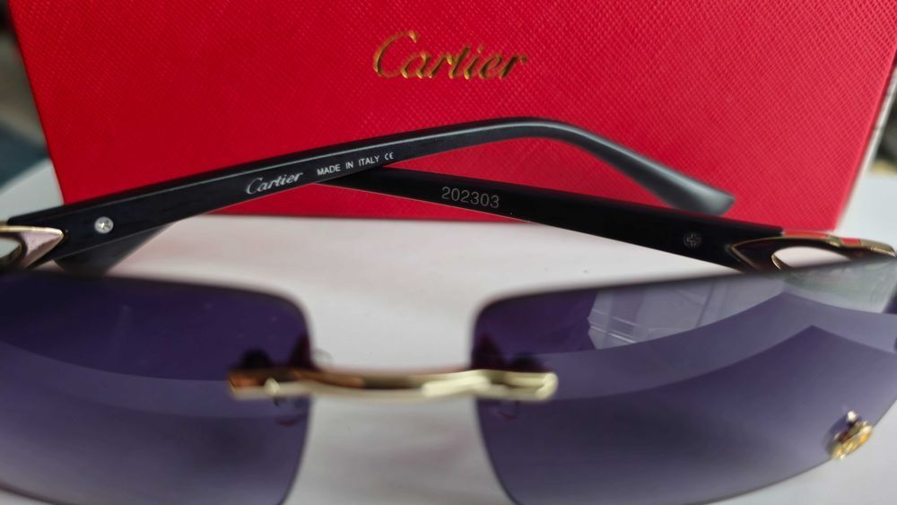Ochelari de soare Cartier Horn Purple