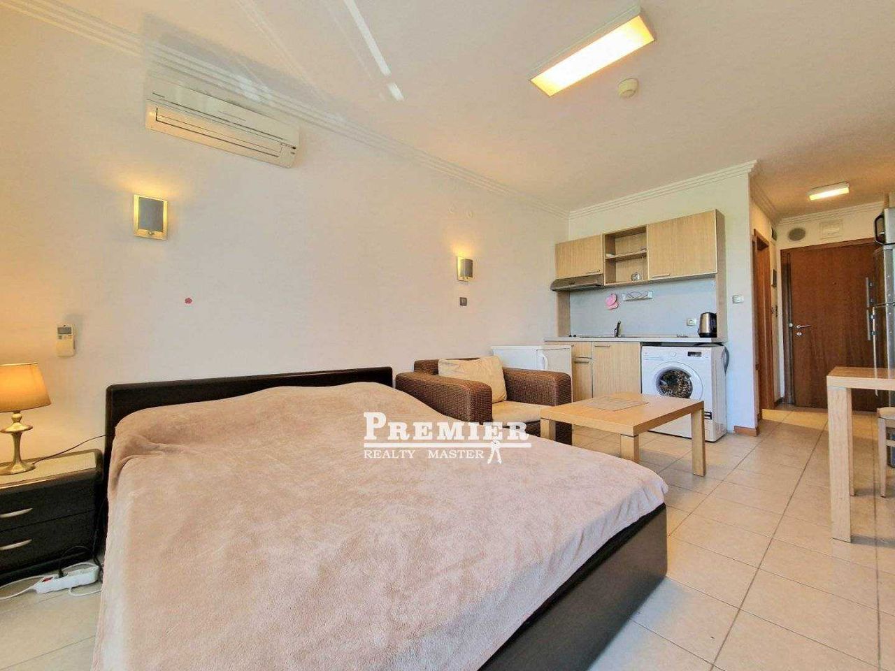 Продава се Едностаен апартамент в с. Равда, Област Бургас - 45 кв.м за 889 €/кв.м - Снимка #3
