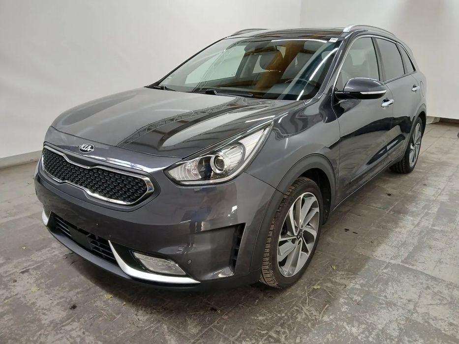 Kia Niro Hybrid/Distronic/Navi/Piele/Camera/Trapa/Scaune Incalzite-ventilate