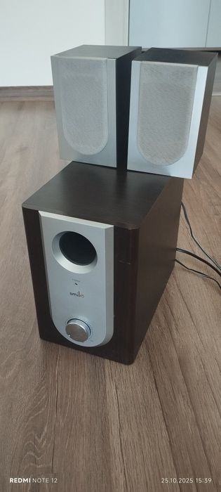 Тонколони за компютър и субуфер