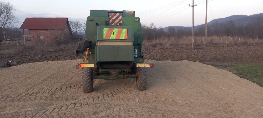 Masa porumb si floarea soarelui