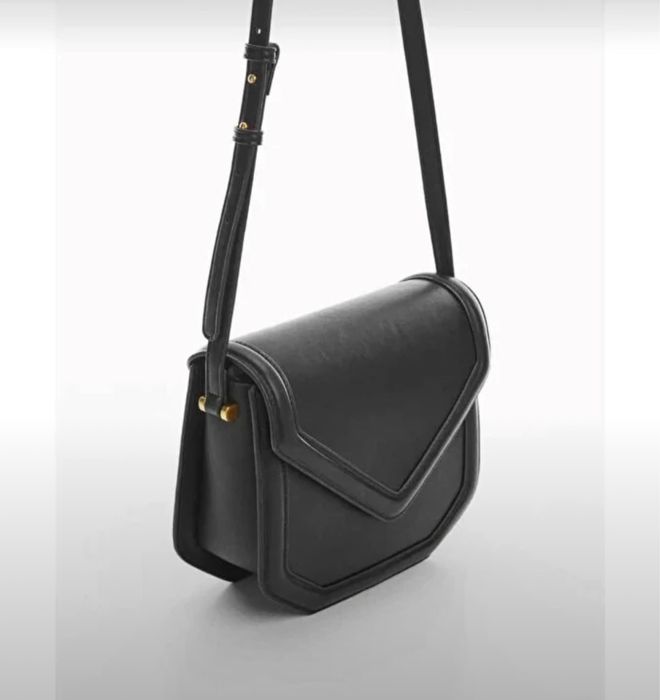 Чанта с геометричен капак Mango