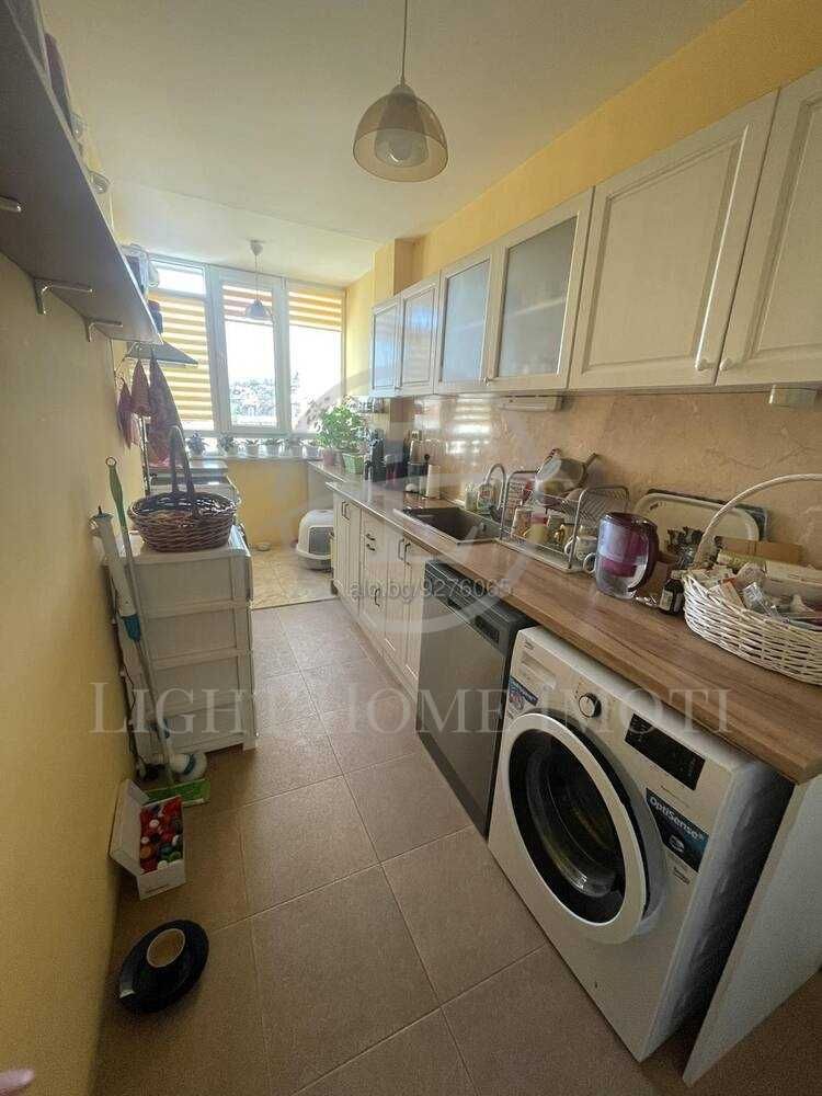 Продава се Многостаен апартамент в Пловдив, Мараша - 100 кв.м за 2190 €/кв.м - Снимка #2