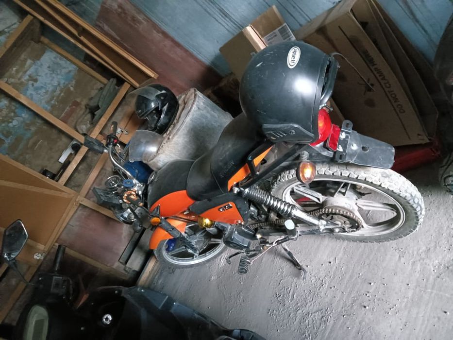 Продам мотоцикл Racer