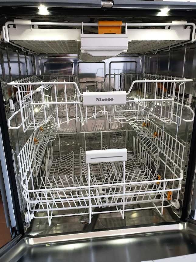 LED - Wi-Fi - XXL Съдомиялна Miele - Auto Open - Пълно Вграждане 60см