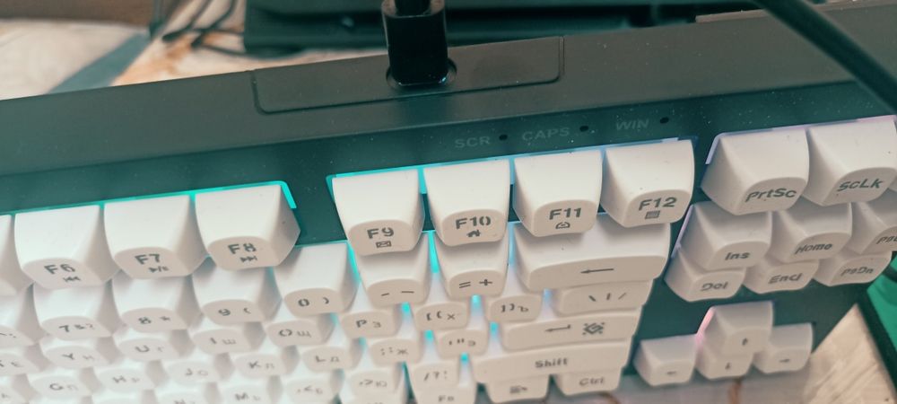 Клавиатура и мышко