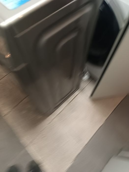 Mașina de spălat Samsung slim..