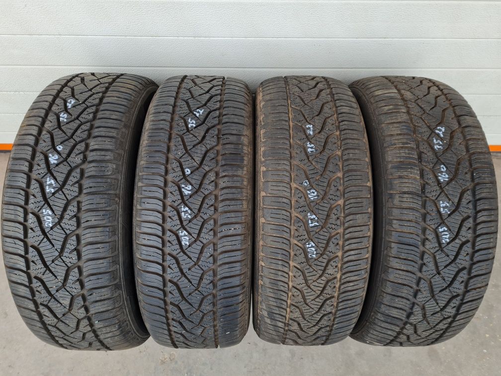 Всесезонни гуми 4 броя BARUM Quartaris5 205 55 R16 дот 3522