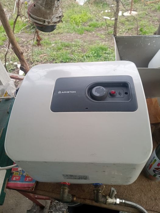 Boiler Ariston de 15L