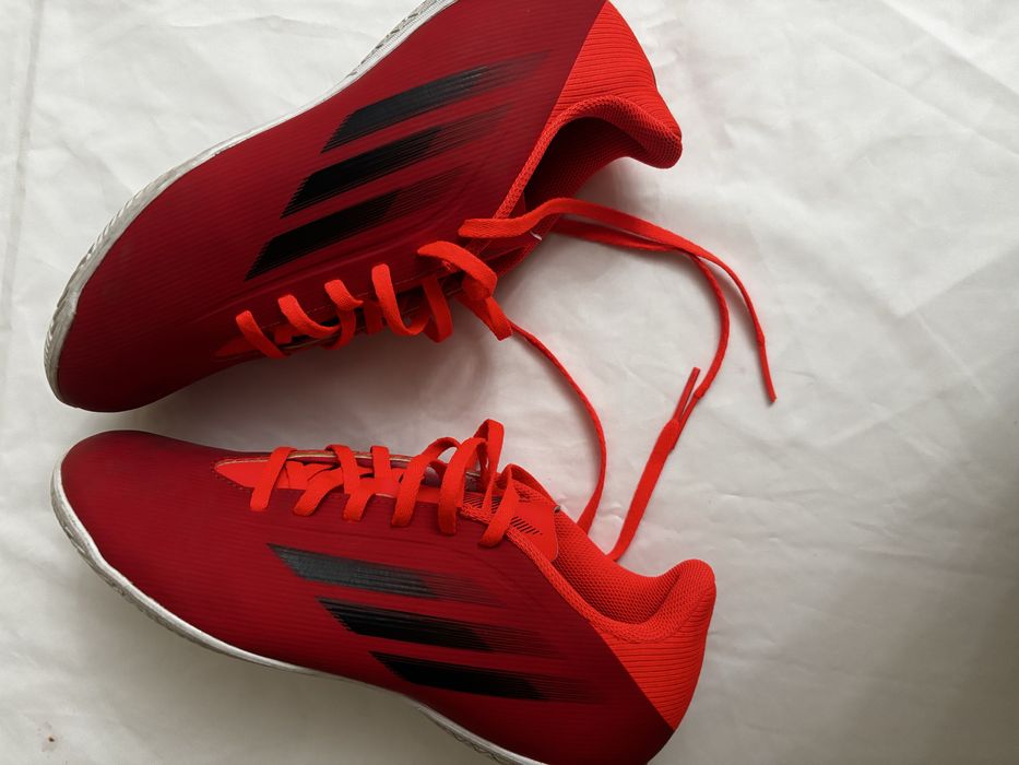 Футзалки адидас speedflow4