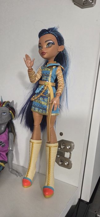 Кукла монстер хай продам