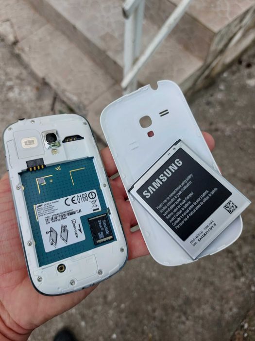 Samsung I8190 Galaxy S3 mini stare foarte buna meniu in Romana