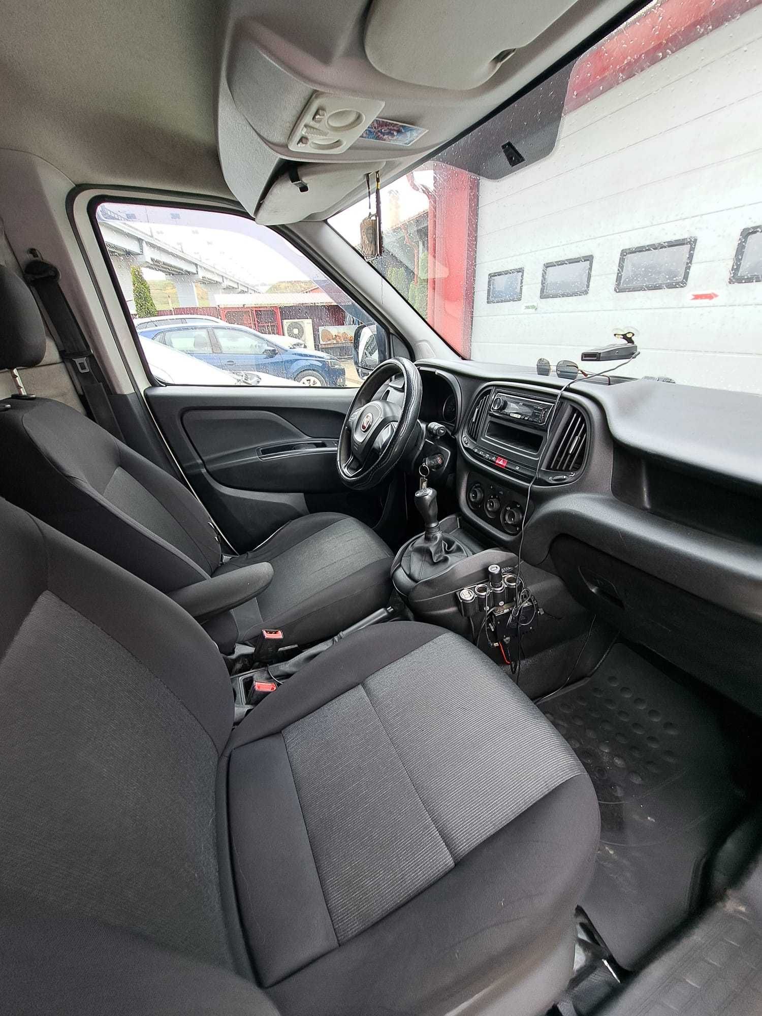 Fiat Doblo 2015 alb