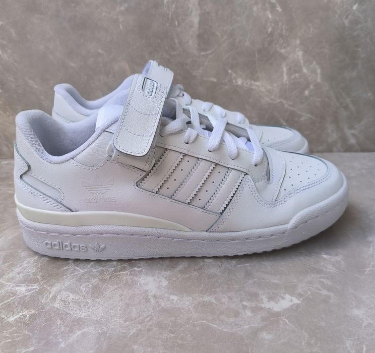 Мъжки маратонки Adidas 42 номер