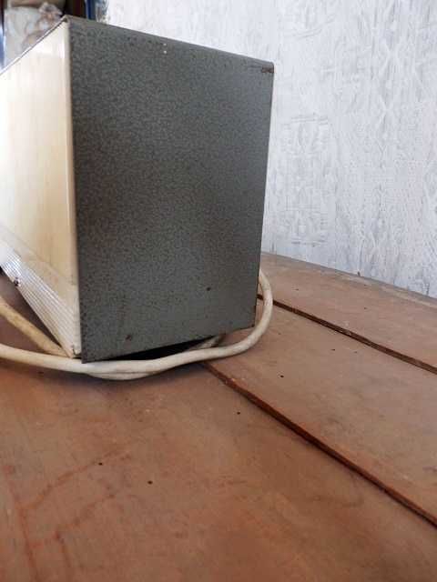 стабилизатор на напрежение