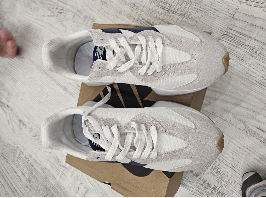 Маратонки New Balance