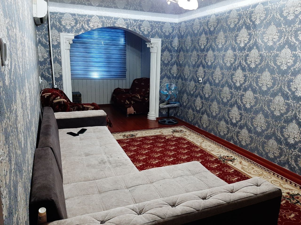 Ijara 3 xonali kvartira Urganch shahar  2 etajda