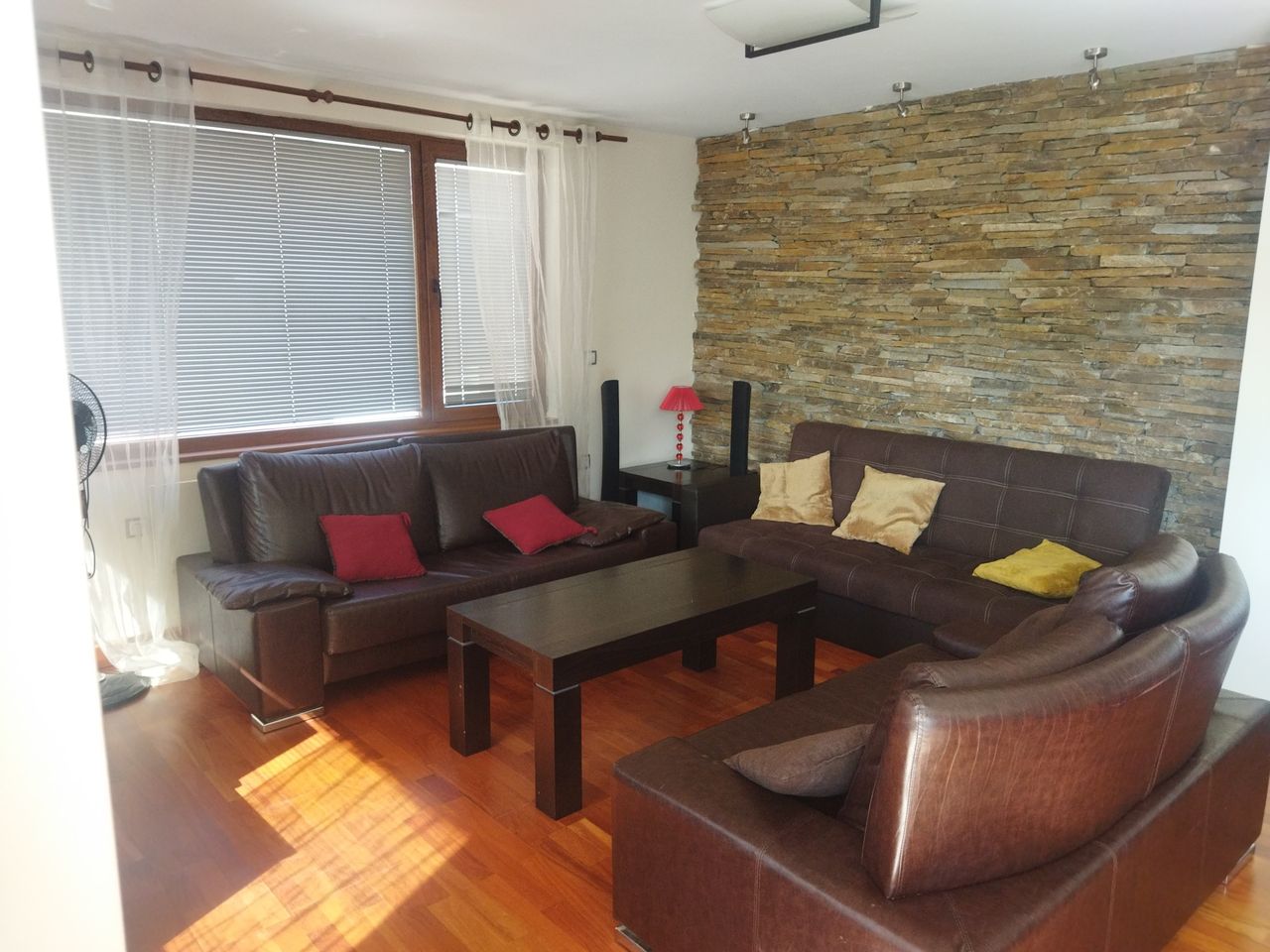Продава се Тристаен апартамент в Смолян, Невястата - 127 кв.м за 1000 €/кв.м - Снимка #1