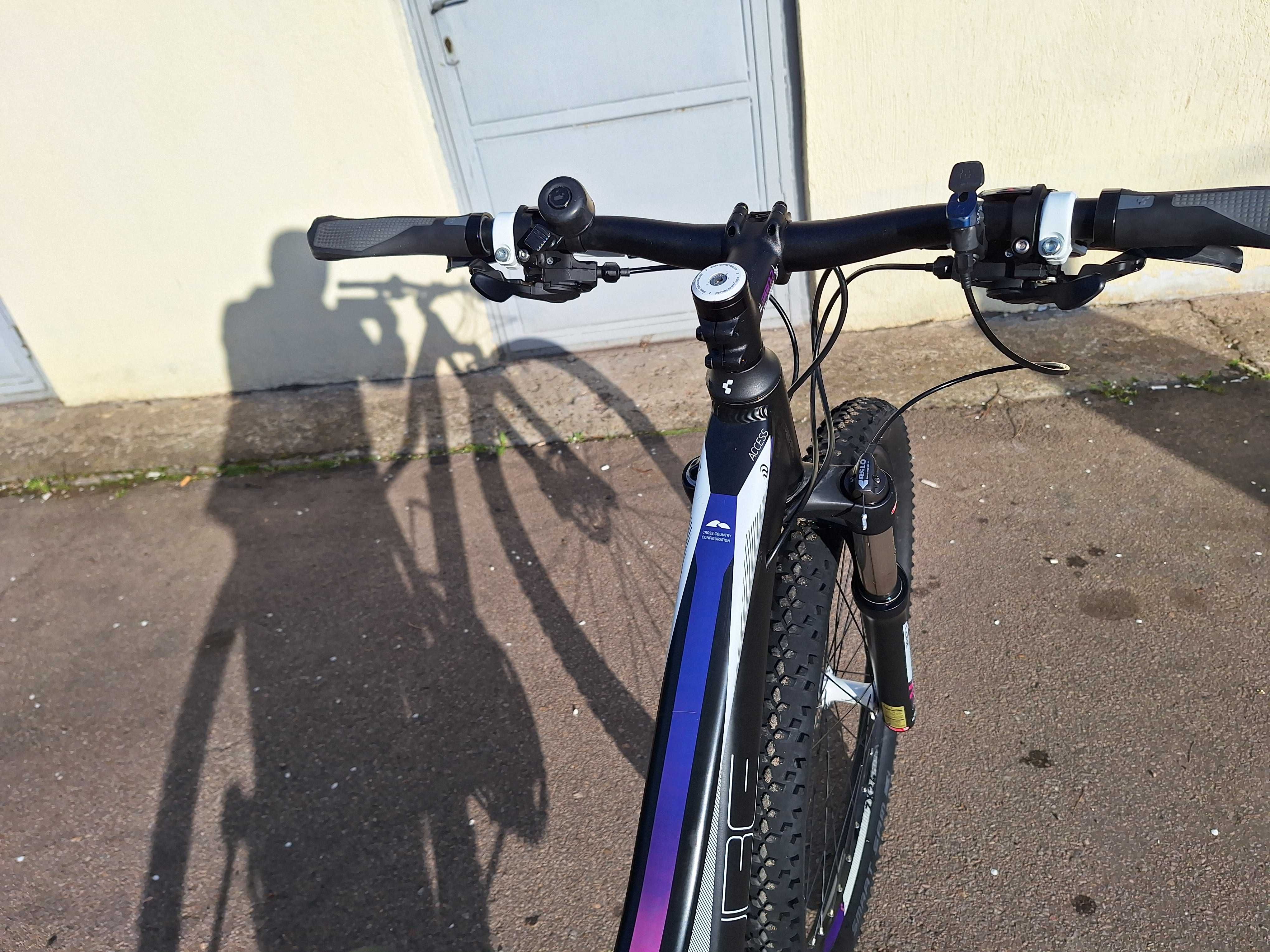 Bicicleta Cube Acces, marimea XS, roti 27,5 inch