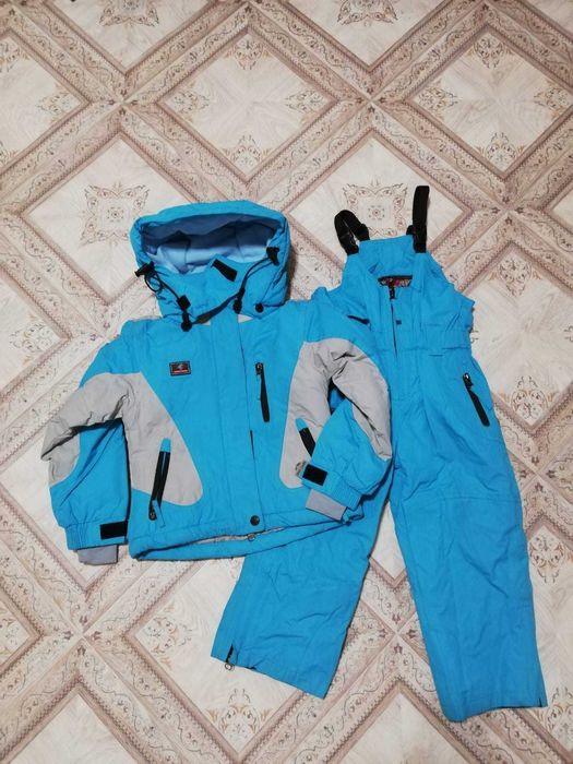 Куртка с брюками на зиму девочке