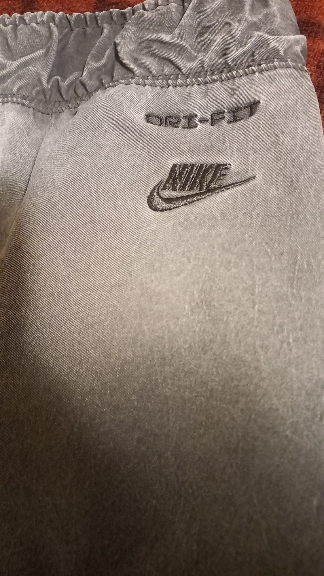 Панталон nike ХЛ размер.