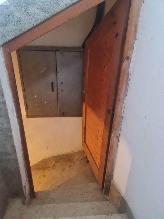 Продавам два етажа от къща в гр.Смолян,кв.Райково