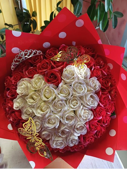 Oferta 71 trandafiri