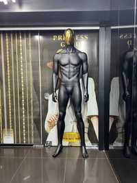Луксозен модел манекени с златна маска висок клас 2024