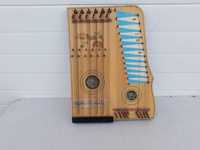 Стар струнен музикален инструмент Цитра. Внос Франция