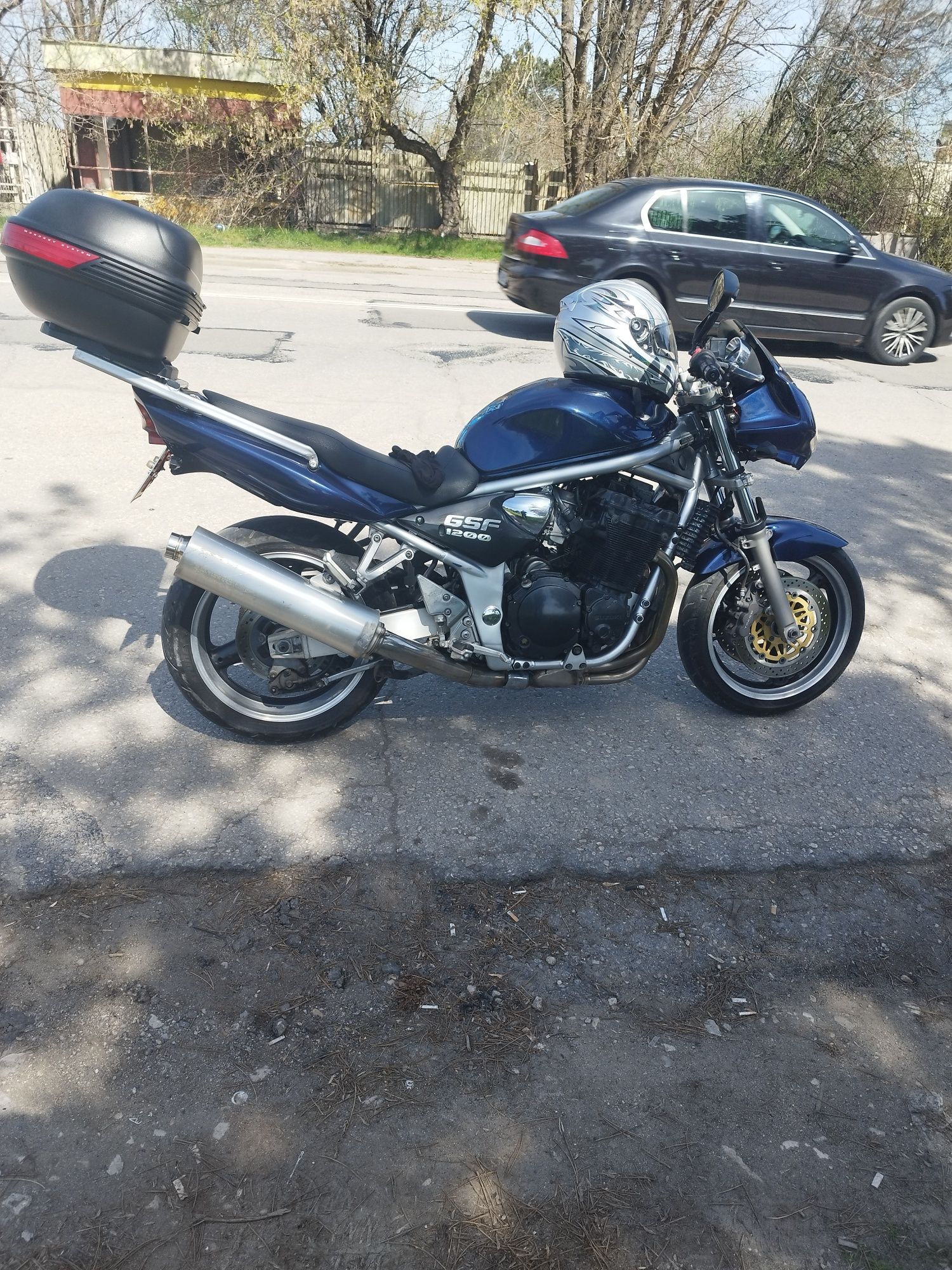 Продавам Сузуки бандит GSF1200. 2001година