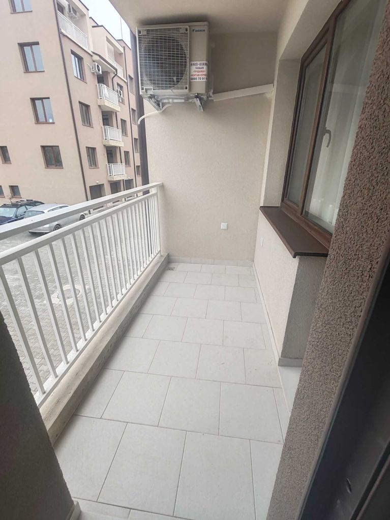 Дава се под наем Двустаен апартамент в Пловдив, Остромила - 70 кв.м за 625 € - Снимка #10