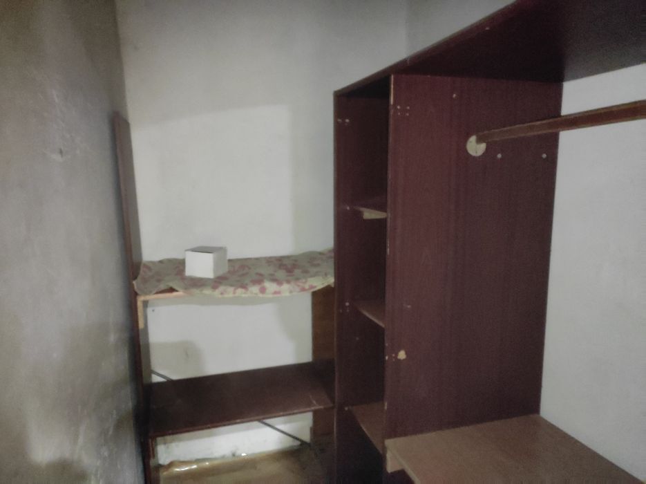 Сергели 1 мавзеда 3 хонали кв. ижарага берилади 400 у.е.