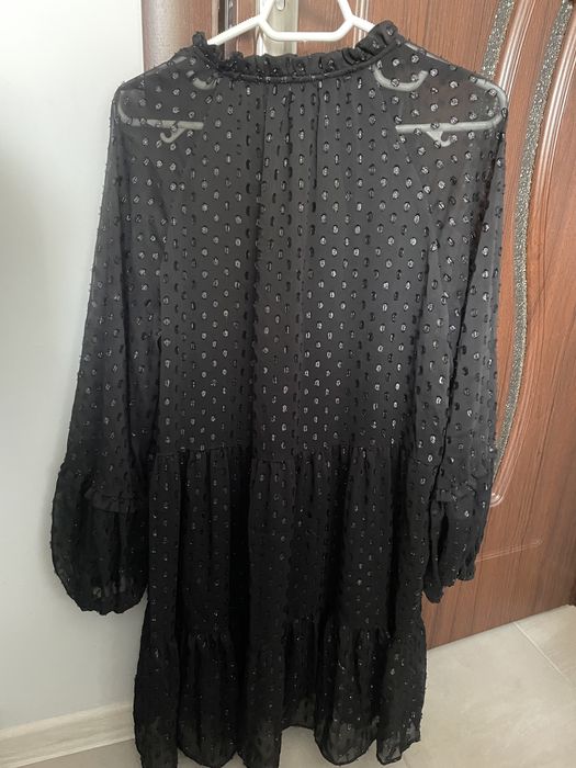 Черна Рокля