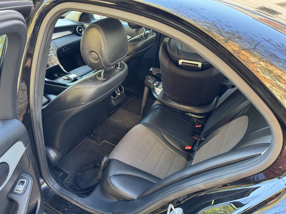 Mercedes C220 d 4Matic отличен