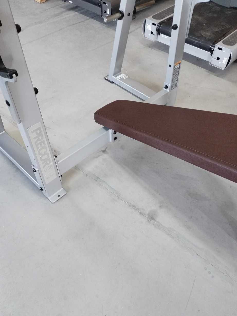 Precor Лежанка с обратен наклон